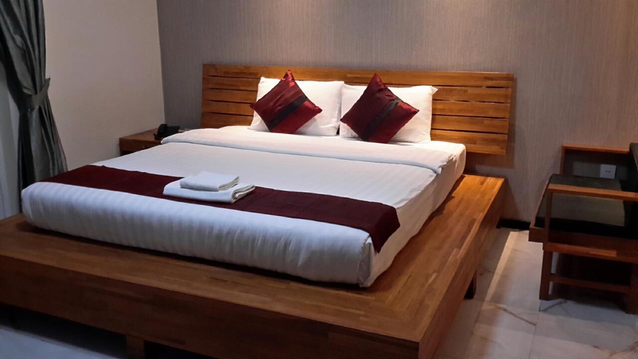 Hotel 9 Mile Yangon Dış mekan fotoğraf