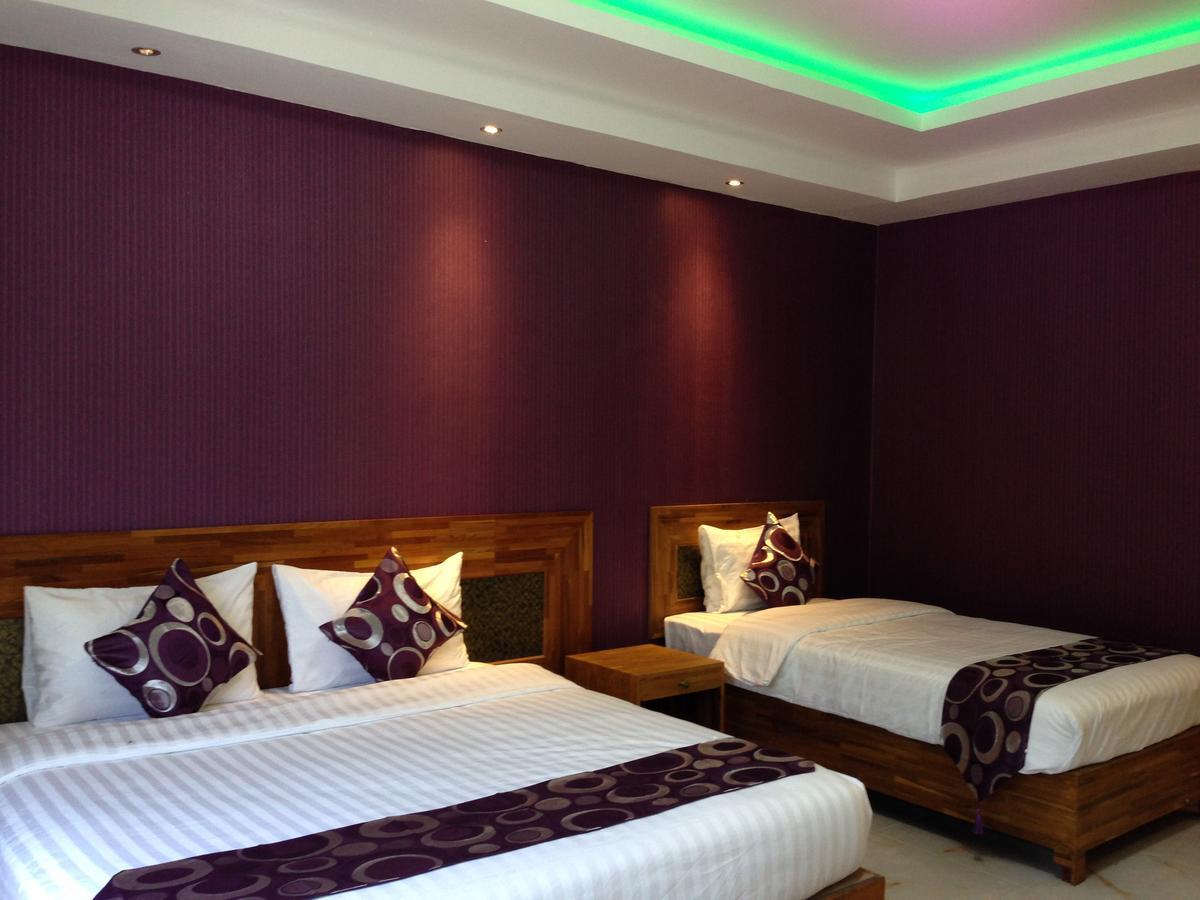 Hotel 9 Mile Yangon Dış mekan fotoğraf