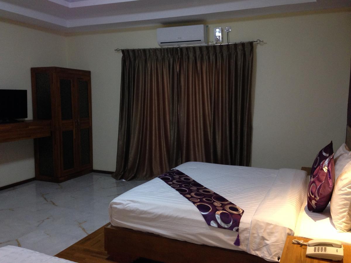 Hotel 9 Mile Yangon Dış mekan fotoğraf