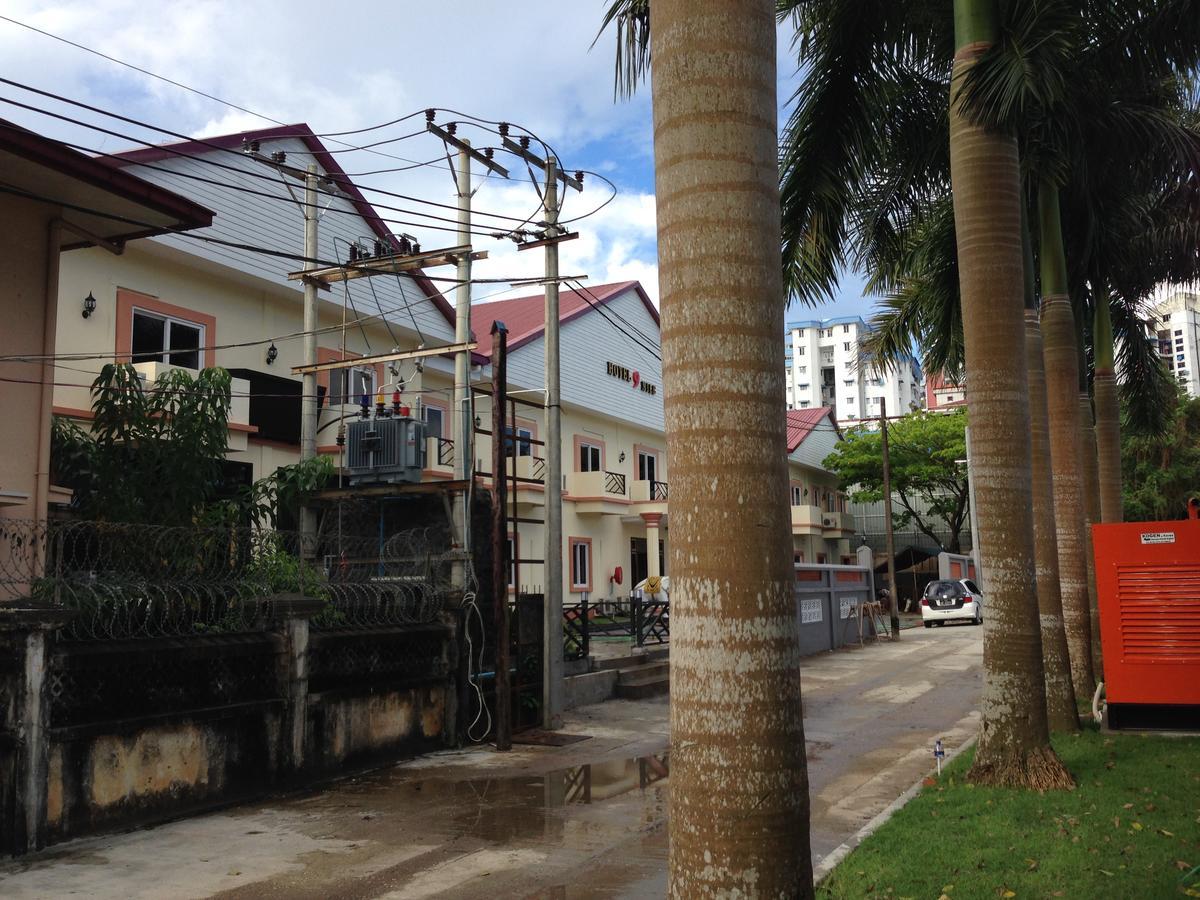 Hotel 9 Mile Yangon Dış mekan fotoğraf