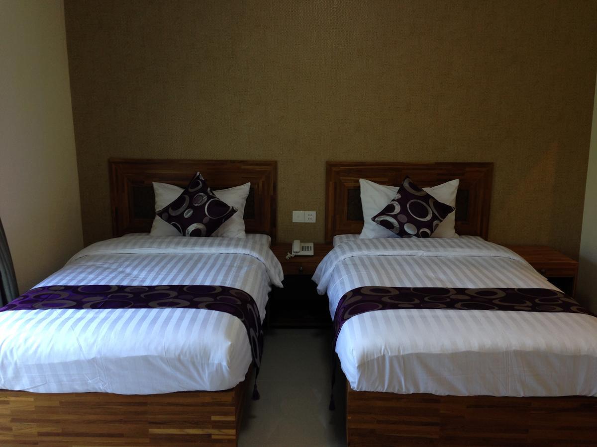 Hotel 9 Mile Yangon Dış mekan fotoğraf